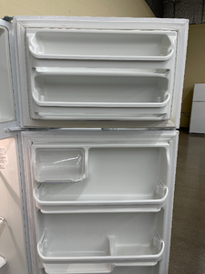 Frigidaire Refrigerator - 5862