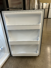 Load image into Gallery viewer, Frigidaire 18.3 cu ft Black Top Freezer Refrigerator - 7703

