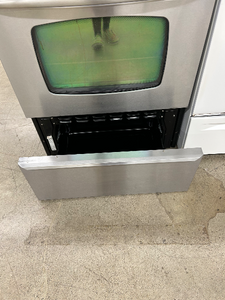 Maytag Stainless Electric Stove - 6727