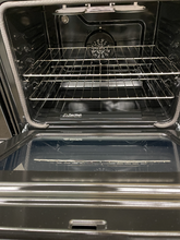 Load image into Gallery viewer, GE - 5.3 Cu. Ft. Electric Stove - 5946
