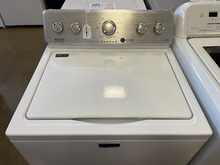 Load image into Gallery viewer, Maytag Washer - 5539
