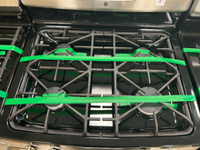 Load image into Gallery viewer, GE Gas Stove - 7442
