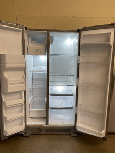 Whirlpool - 24.6 Cu. Ft. Side-by-Side Stainless Refrigerator - 6283