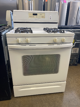 Load image into Gallery viewer, Whirlpool Gas Stove - 4707

