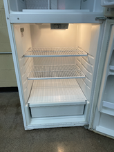Load image into Gallery viewer, Whirlpool Refrigerator - 5063
