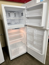 Load image into Gallery viewer, Vissani Refrigerator - 7776
