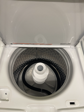 Load image into Gallery viewer, GE Washer and Gas Dryer Set - 5825 - 5821
