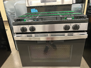 GE 5.0 cu ft Stainless Steel Gas Stove - 7068