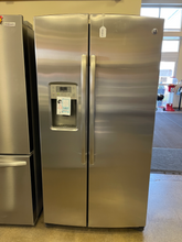 Load image into Gallery viewer, GE Side by Side Refrigerator - 5240
