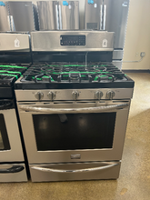 Load image into Gallery viewer, Frigidaire Stainless Steel Gas Stove - 7520
