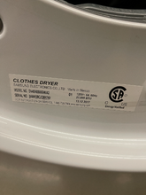 Load image into Gallery viewer, Samsung Front Load Washer and Gas Dryer Set - 5679 - 5680
