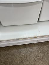 Load image into Gallery viewer, Frigidaire Refrigerator - 5784
