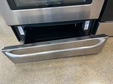 Load image into Gallery viewer, Frigidaire Gas Stove - 7782

