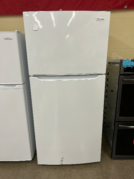 Frigidaire 18.3 cu ft White Top Freezer Refrigerator - 7694