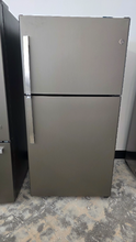 Load image into Gallery viewer, (T08413) GE 21.9 cu ft Garage Ready Refrigerator  - 8413

