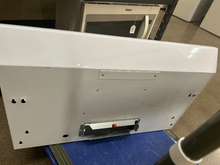 Load image into Gallery viewer, White Hood Vent - 6162
