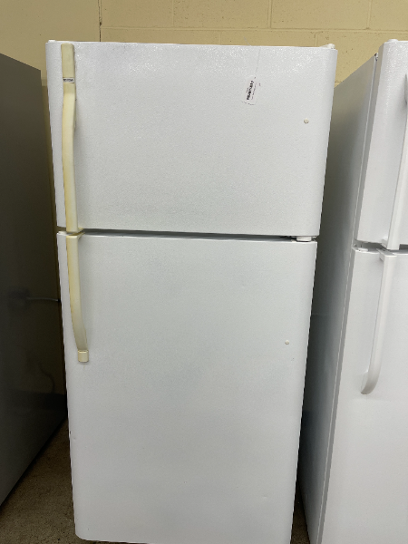 Kenmore Refrigerator - 5872