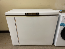 Load image into Gallery viewer, Frigidaire Freezer - 5673
