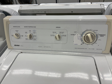 Load image into Gallery viewer, (T08811) Kenmore Washer and Electric Dryer Set - 8725-8726
