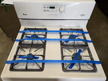 Load image into Gallery viewer, Amana Gas Stove - 7912
