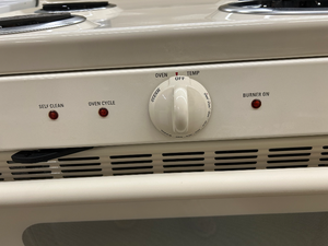 GE Bisque Coil Electric Stove - 6667