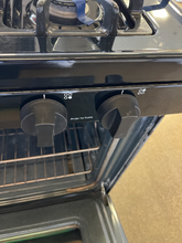 Load image into Gallery viewer, Whirlpool Gas Stove - 4123
