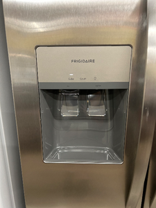 Frigidaire 25.6 cu ft Stainless Side by Side Refrigerator - 7256