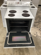Load image into Gallery viewer, (T09043) Magic Chef Coil Electric Stove - 9043
