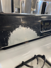 Load image into Gallery viewer, Frigidaire Gas Stove - 5905
