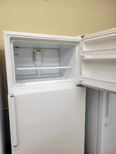 Load image into Gallery viewer, Kenmore Refrigerator - 5400
