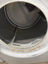 Load image into Gallery viewer, (T08802) LG Gas Dryer - 8802
