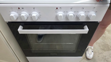 Load image into Gallery viewer, (T08800) Danby Electric Stove - 8800
