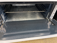 Load image into Gallery viewer, Hotpoint 24 in Gas Stove - 6366

