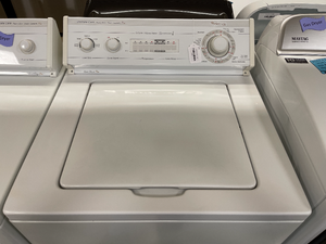 Whirlpool Washer and Gas Dryer Set - 6038 - 6042