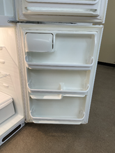 Load image into Gallery viewer, Frigidaire Refrigerator - 5535
