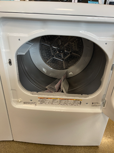 GE Washer and Gas Dryer Set - 6883 - 6882