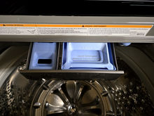 Load image into Gallery viewer, (T08633) LG Washer - 8633
