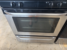 Load image into Gallery viewer, (T08991) Frigidaire Gas Stove - 8991
