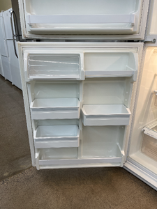 Kenmore Refrigerator - 5781