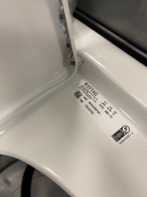 Load image into Gallery viewer, Maytag Washer - 5552
