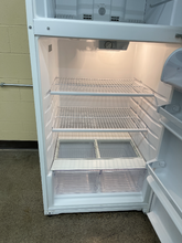 Load image into Gallery viewer, Whirlpool Refrigerator - 6018
