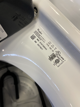 Load image into Gallery viewer, Whirlpool Washer - 5612
