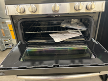 Load image into Gallery viewer, GE 6.8 cu ft Stainless Steel Double Oven Gas Stove - 7062
