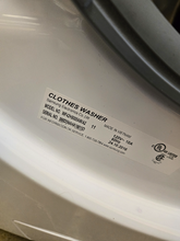 Load image into Gallery viewer, Samsung Front Load Washer - 7949
