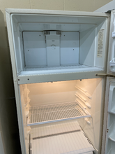 Load image into Gallery viewer, Kenmore Refrigerator - 5624
