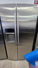 Load image into Gallery viewer, (T08451) Samsung Stainless Side by Side Refrigerator - 8451
