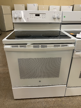 Load image into Gallery viewer, GE Electric Stove - 5644
