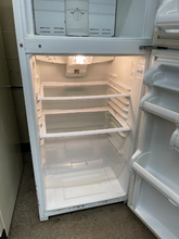 Load image into Gallery viewer, Whirlpool Refrigerator - 6033
