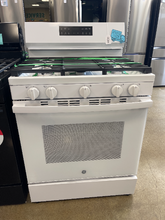 Load image into Gallery viewer, GE - Stainless Gas Stove - 5945
