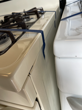 Load image into Gallery viewer, Kenmore Gas Stove - 4708
